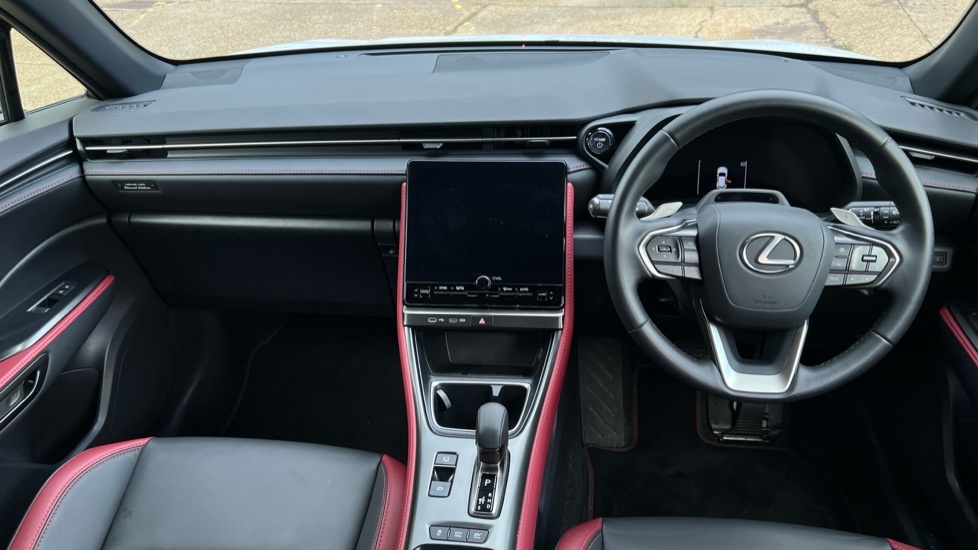 Lexus LBX 1.5 Vvt-ie Takumi E-cvt Euro 6 Ss Red #7