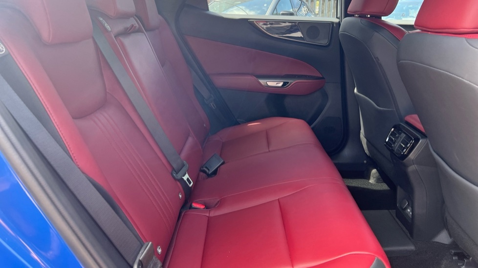 Lexus NX 2.5 450H 18.1Kwh Premium Suv Plug-in H Black #9