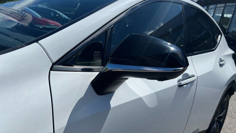 Lexus NX 2.5 350H E-cvt Fwd Euro 6 Ss Black #30