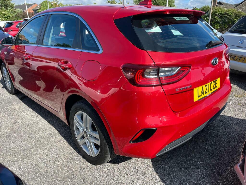 Kia Ceed 1.6 Crdi Mhev 2 Euro 6 S S LA21CZE Red #5