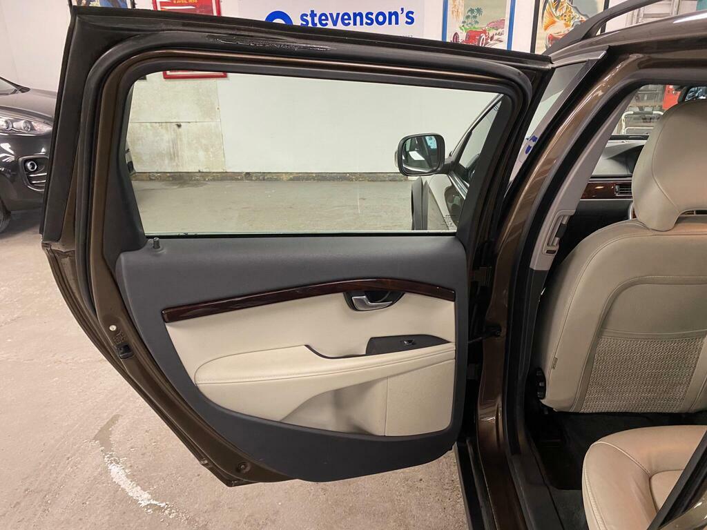 Volvo XC70  Black #46