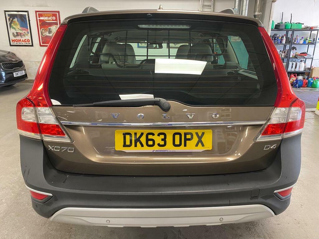 Volvo XC70  Black #10
