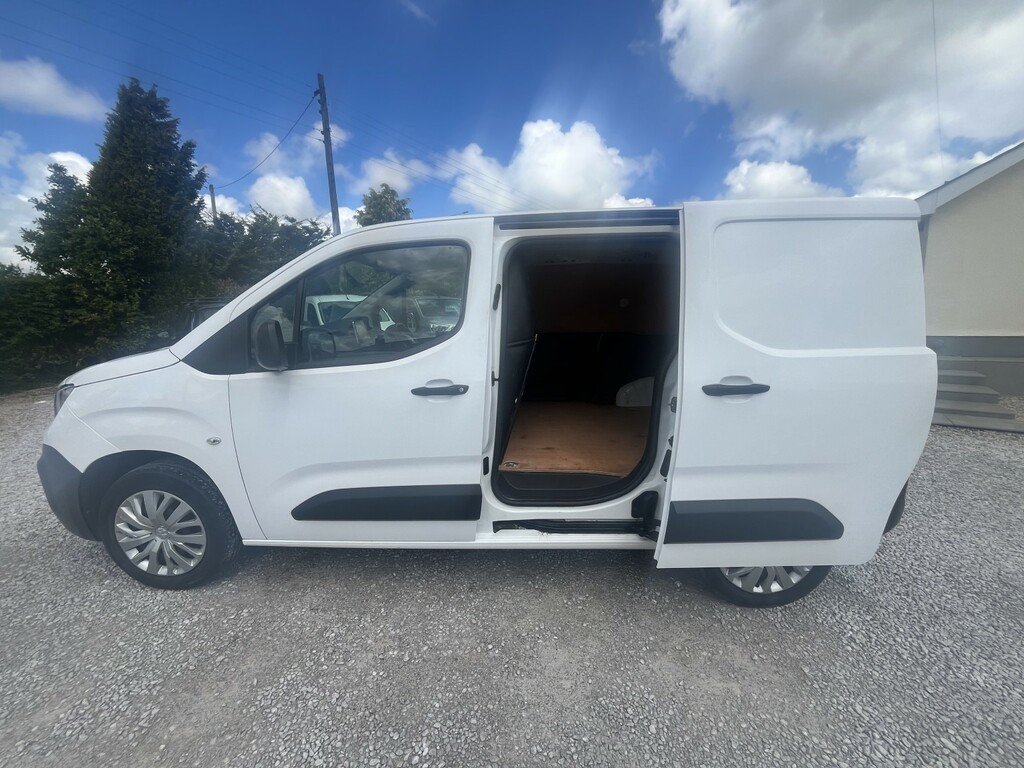 Peugeot Partner Panel Van 1.5 Bluehdi 1000 Professional 202121 MW21WYO White #6