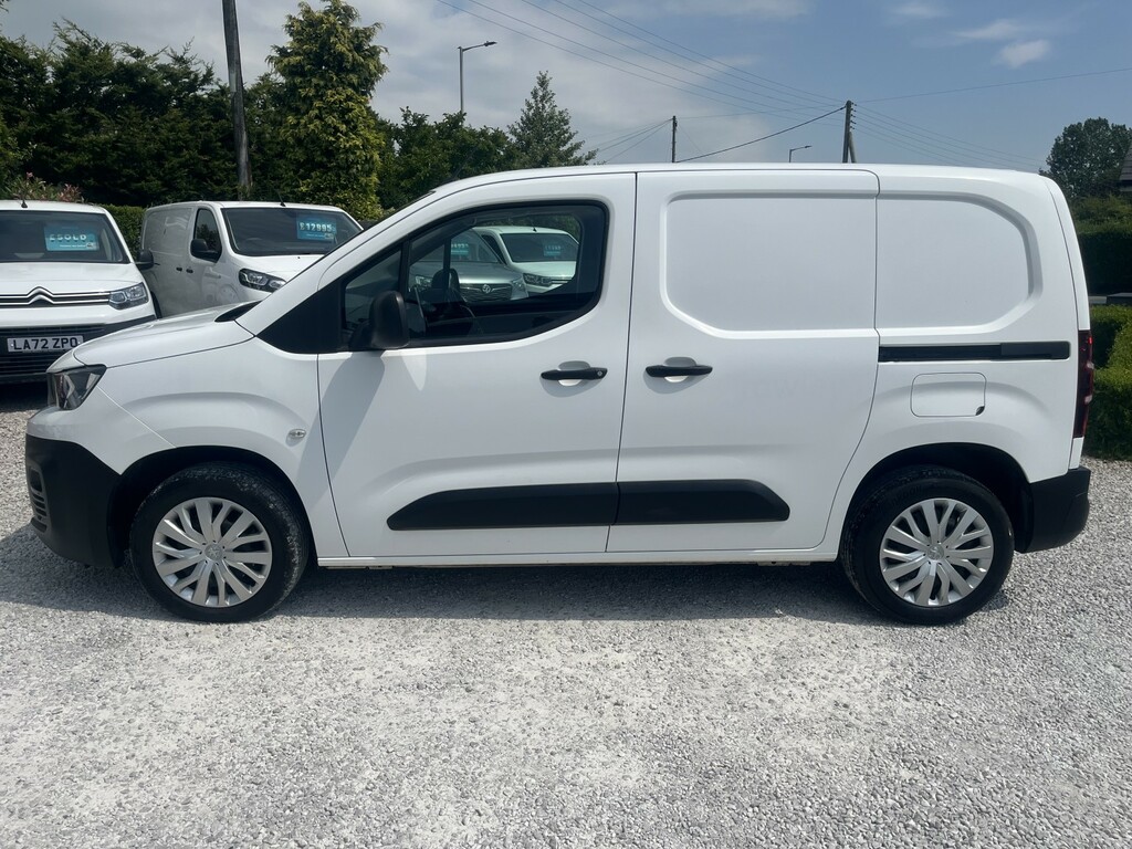Peugeot Partner Panel Van 1.5 Bluehdi 1000 Professional 202121 MM21XYR White #5