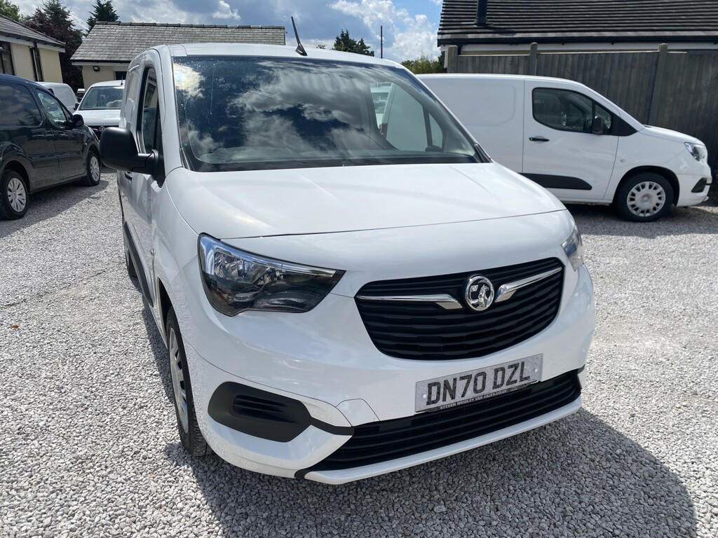 Vauxhall Combo 1.6 Turbo D 2300 Sportive White #2