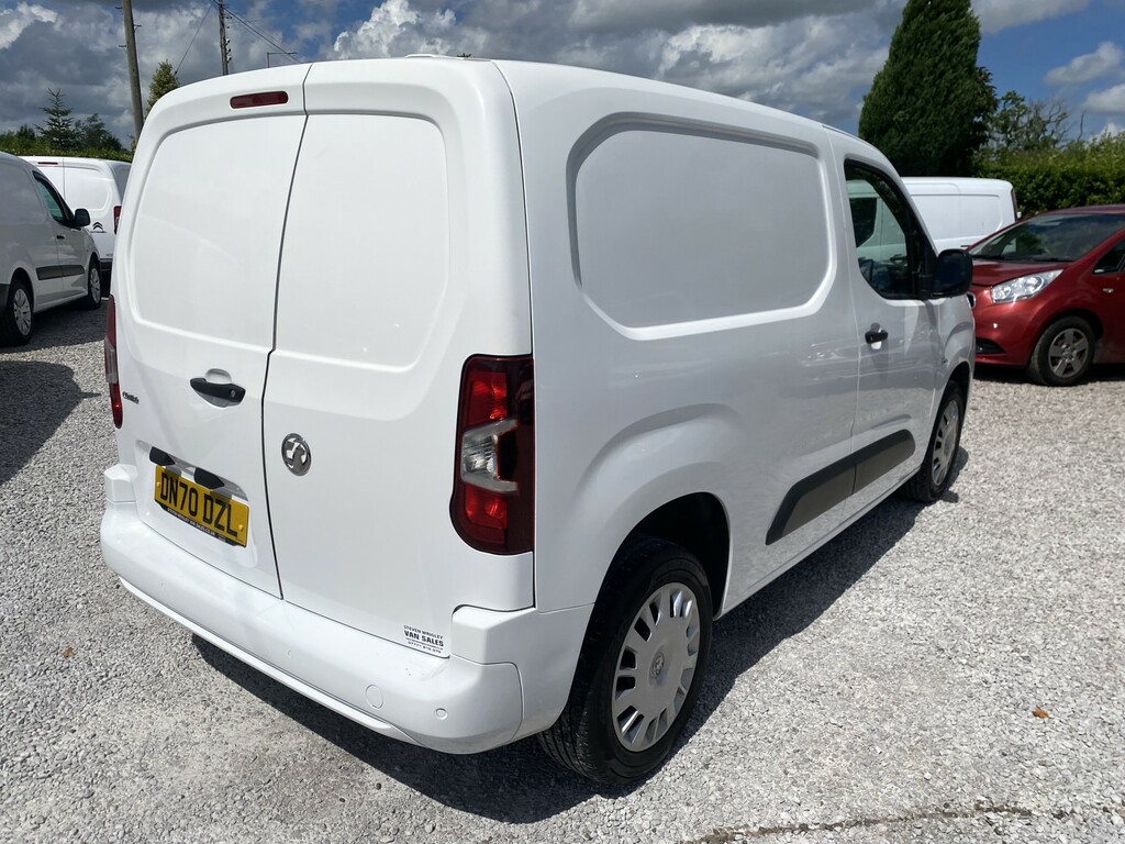 Vauxhall Combo 1.5 Turbo D 2300 Sportive L2 H1 Euro 6 Ss White #13