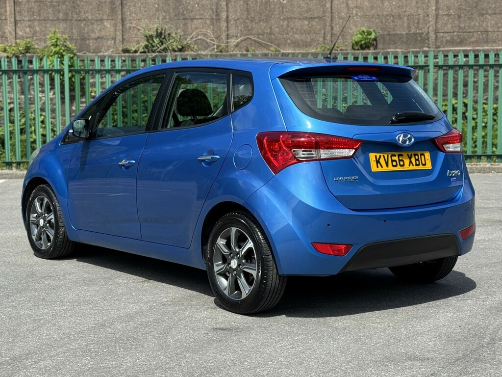 Hyundai Ix20 Hatchback 1.4 Ix20 Se 1.4 Bd 201666 Blue #2