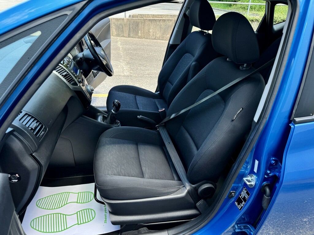 Hyundai Ix20 Hatchback 1.4 Ix20 Se 1.4 Bd 201666 Blue #6