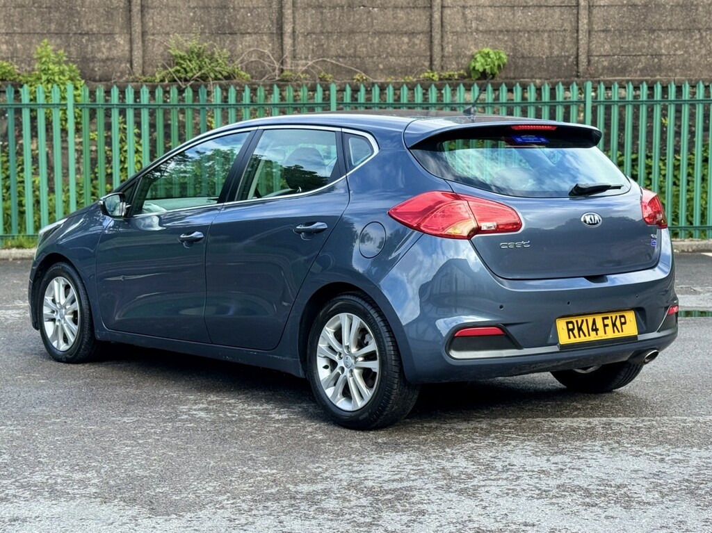 Kia Ceed Hatchback 1.6 Crdi 2 201414 RK14FKP Blue #2