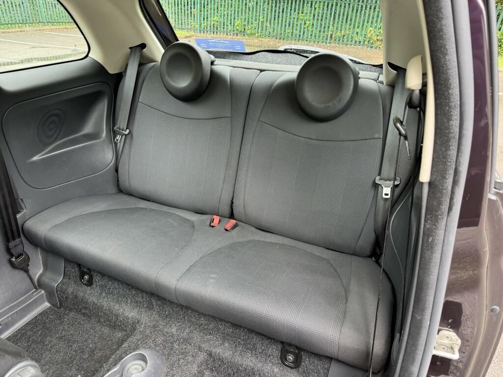 Fiat 500 0.9L Lounge Red #23