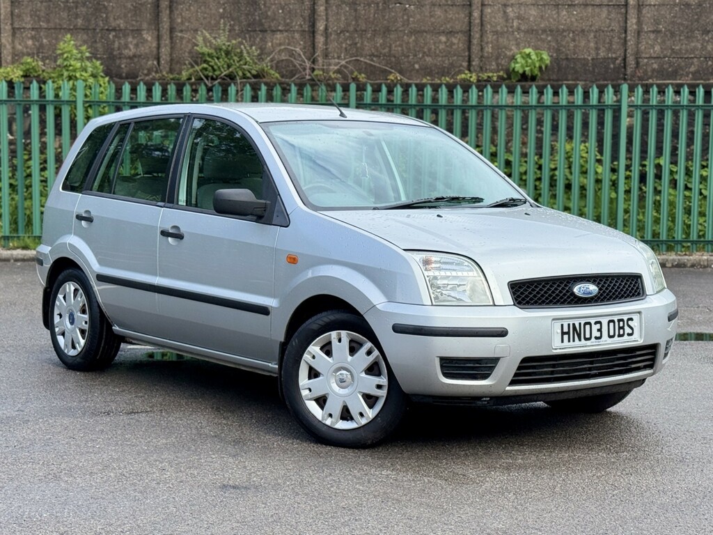 Ford Fusion Hatchback 1.4 Td 2 200303 Silver