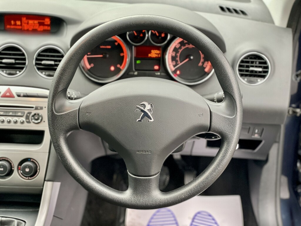 Peugeot 308 SW 308 Active Navigation Version Sw E-hdi Black #18