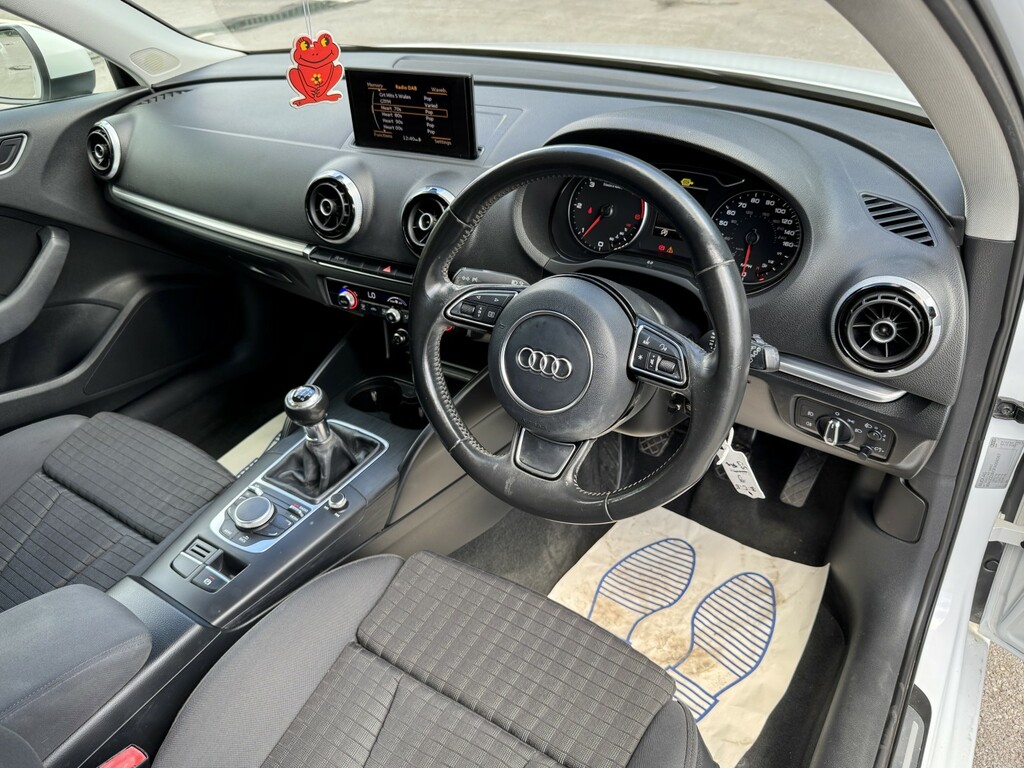 Audi A3 2.0 Tdi Sport White #5
