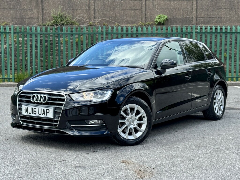 Audi A3 1.4 Tfsi Cod Se Black #3