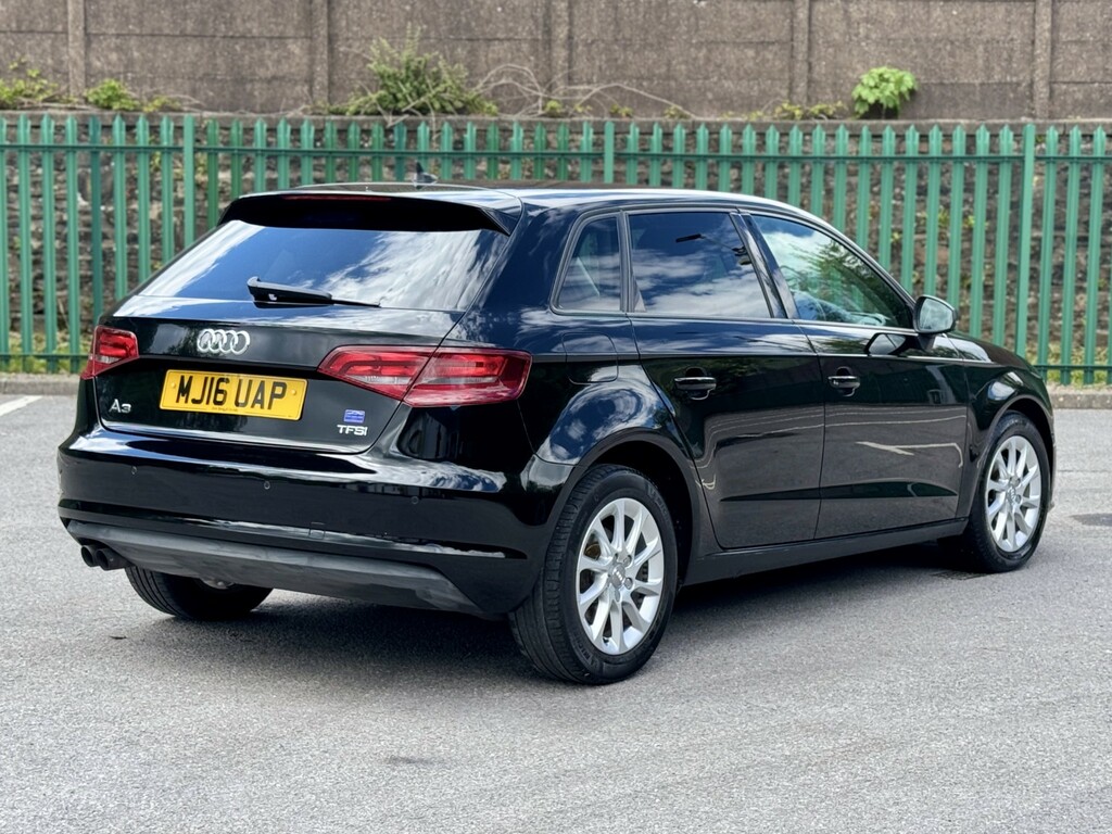 Audi A3 1.4 Tfsi Cod Se Black #4