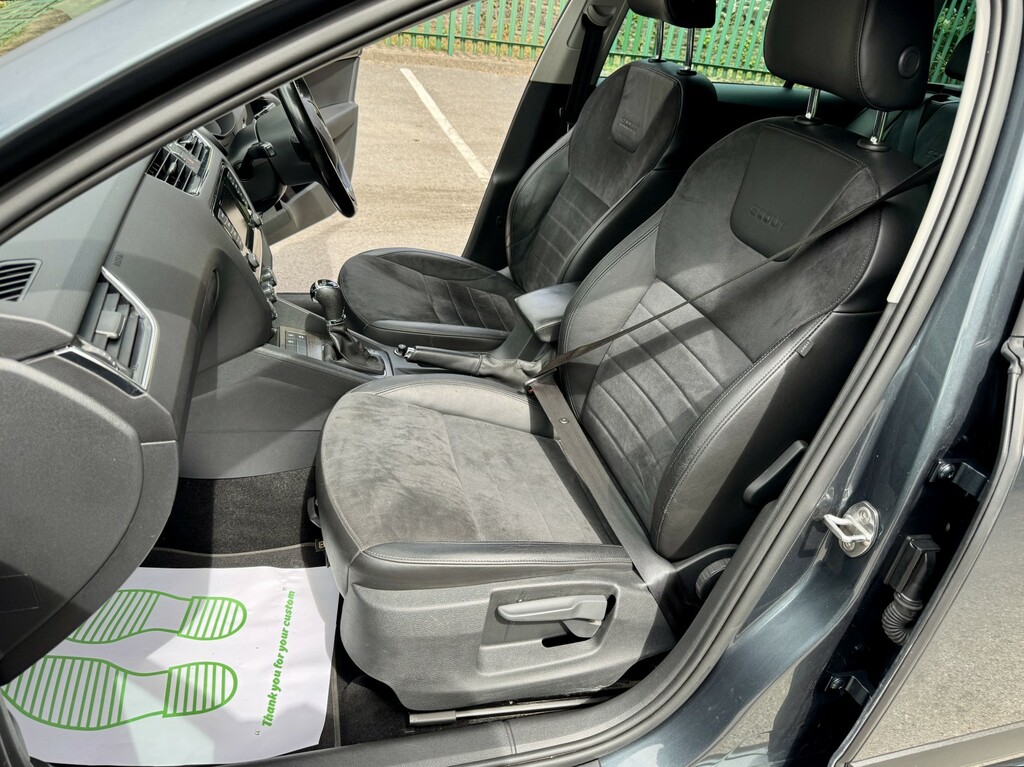 Skoda Octavia 2.0 Tdi Scout Grey #6
