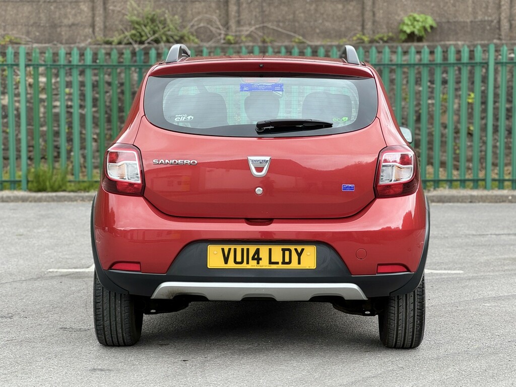 Dacia Sandero Stepway Hatchback 1.5 Dci Laureate Euro 5 201414 White #8