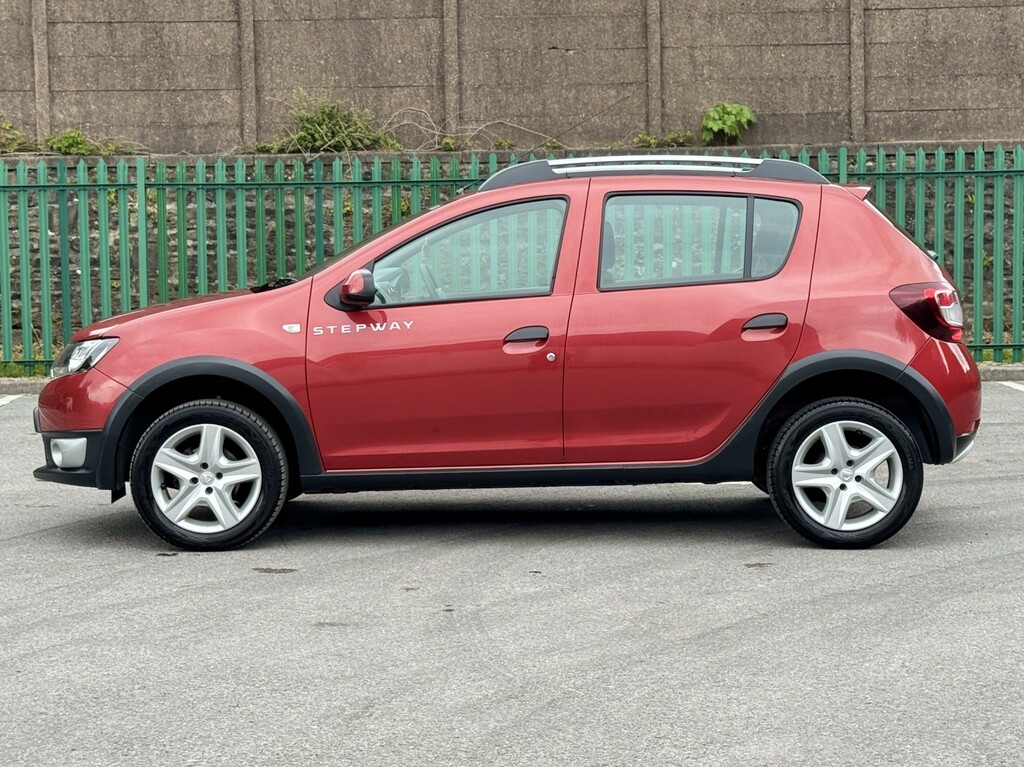 Dacia Sandero Stepway Hatchback 1.5 Dci Laureate Euro 5 201414 White #9