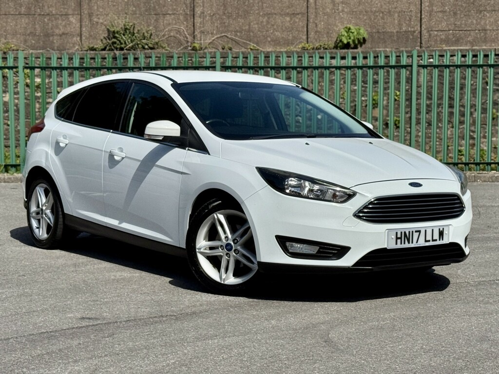Ford Focus Hatchback 1.5 Tdci Zetec Edition 201717 White