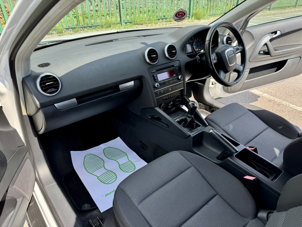 Audi A3 Convertible 2.0 Tdi S Line S Tronic Euro 5 Ss 2 White #18