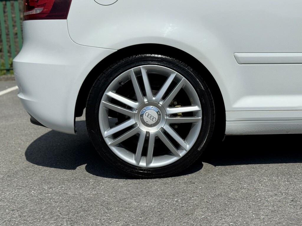 Audi A3 Convertible 2.0 Tdi S Line S Tronic Euro 5 Ss 2 White #17