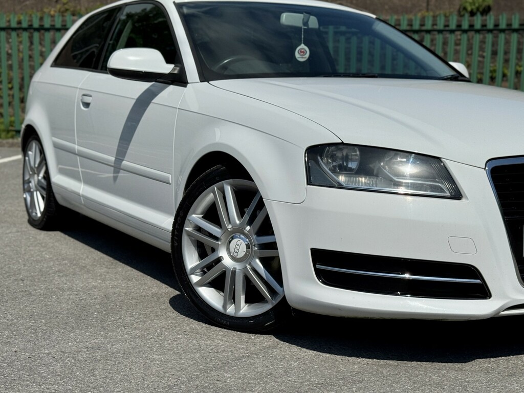 Audi A3 Convertible 2.0 Tdi S Line S Tronic Euro 5 Ss 2 White #16