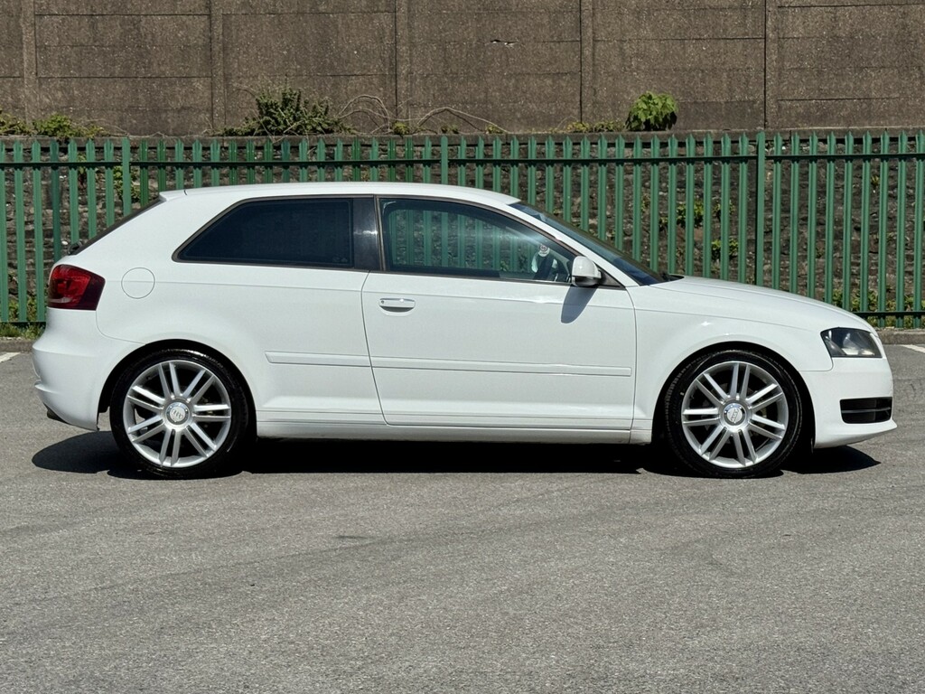 Audi A3 Convertible 2.0 Tdi S Line S Tronic Euro 5 Ss 2 White #7