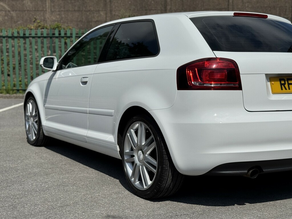 Audi A3 Convertible 2.0 Tdi S Line S Tronic Euro 5 Ss 2 White #15