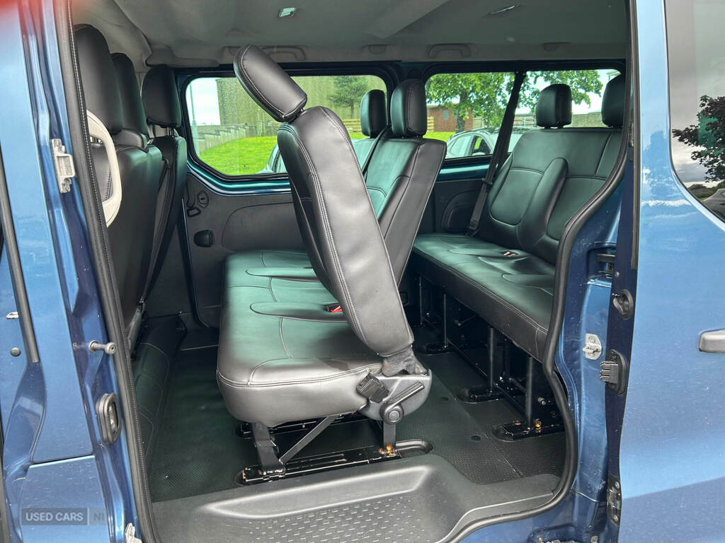 Renault Trafic Ll29 Energy Dci 125 Business 9 Seater Blue #4