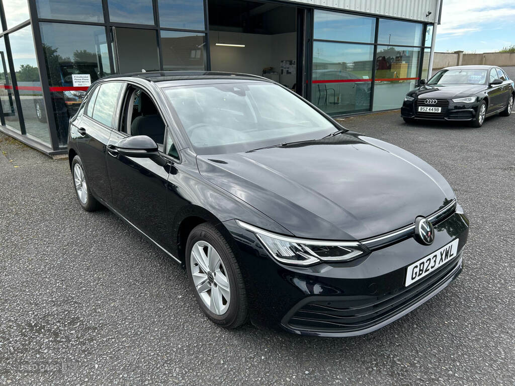 Volkswagen Golf 2.0 Tdi Life Dsg Black