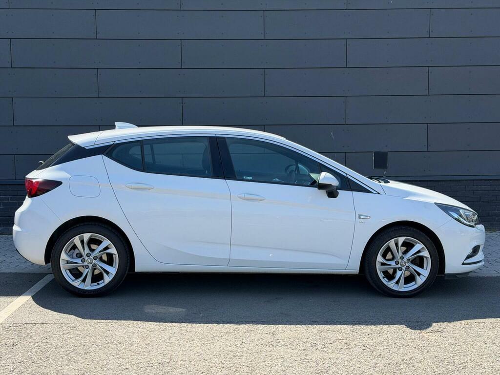 Vauxhall Astra Hatchback 1.4I Turbo Sri Nav Euro 6 Ss NV17AAN White #6
