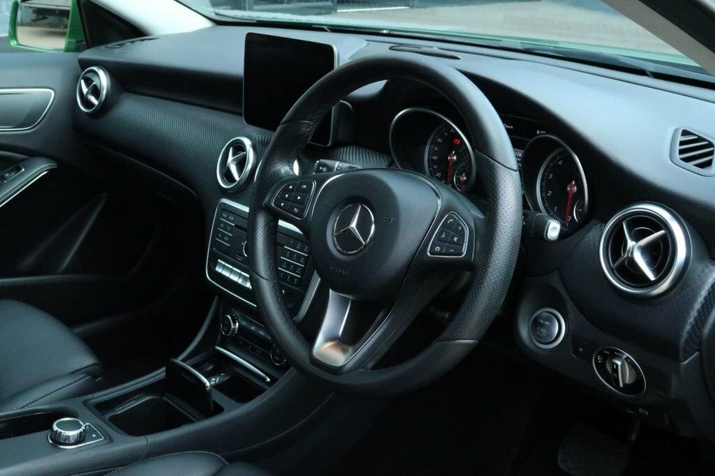 Mercedes-Benz A Class 1.6L Sport CL66BAQ Green #3
