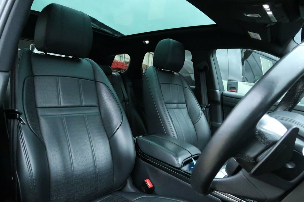 Land Rover Range Rover Evoque 2L R-dynamic Hse WK70HVY Black #4
