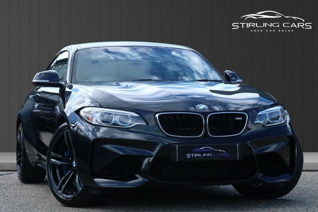 BMW M2 3L Null Black