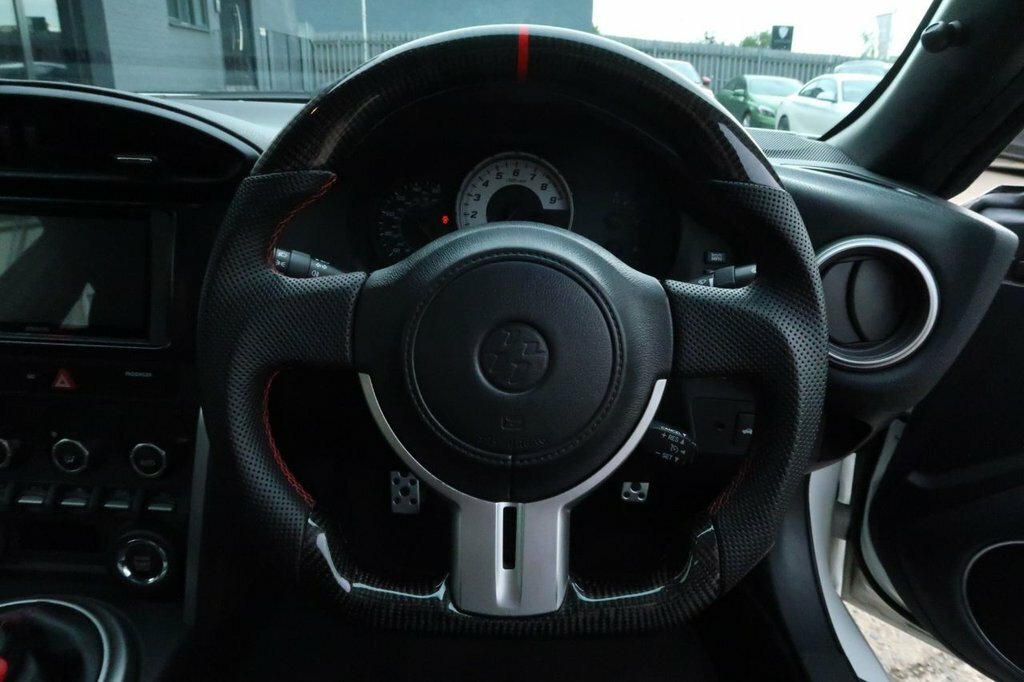 Toyota GT86 D-4s 197 White #13