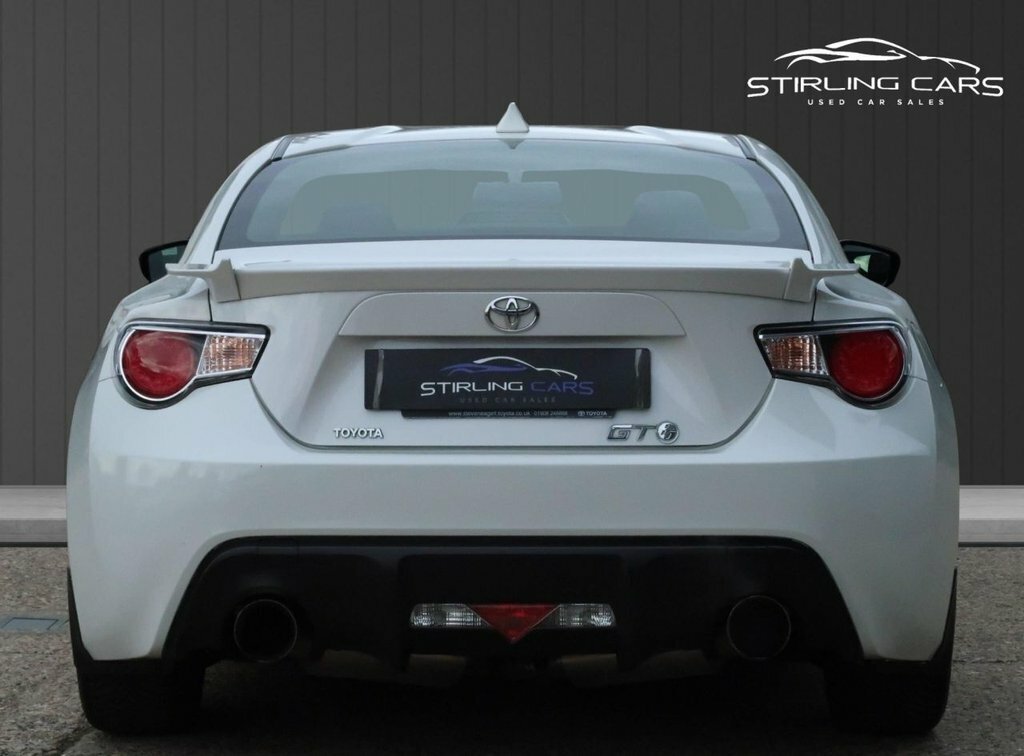 Toyota GT86 D-4s 197 White #11