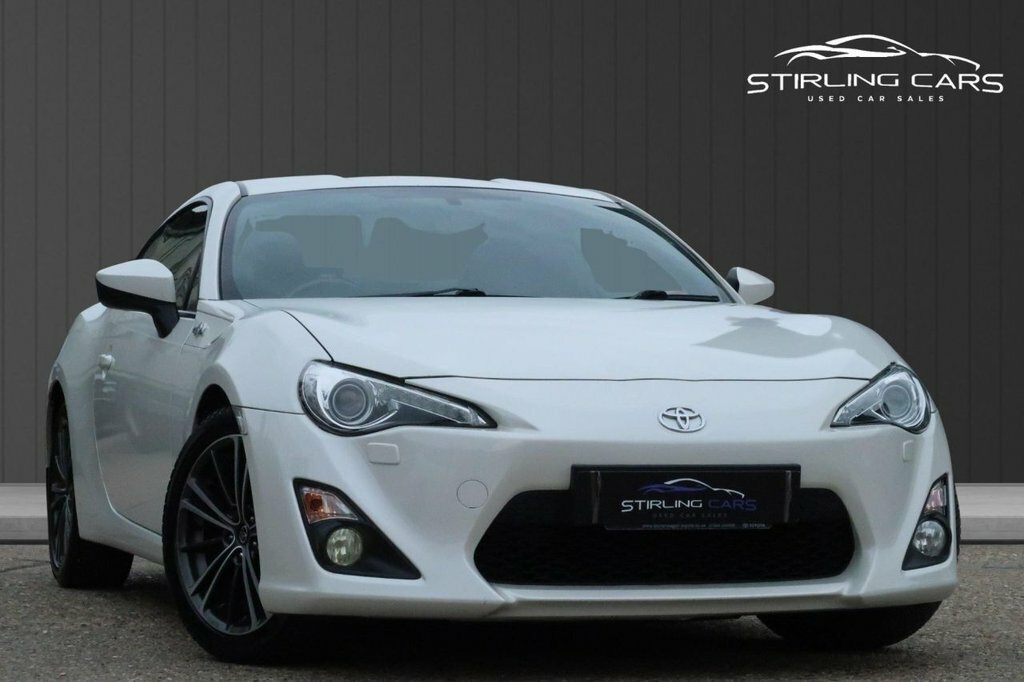 Toyota GT86 2L Null White