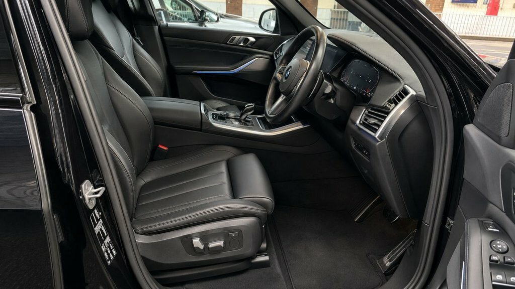 BMW X5 3L M Sport LV69NXB Black #3