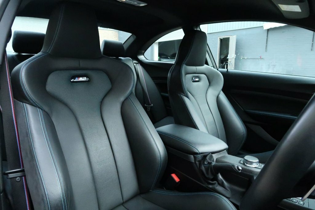 BMW M2 3L Competition Silver #4