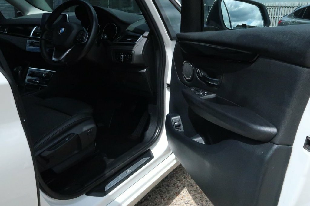 BMW 2 Series Active Tourer Se Active Tourer Black #12