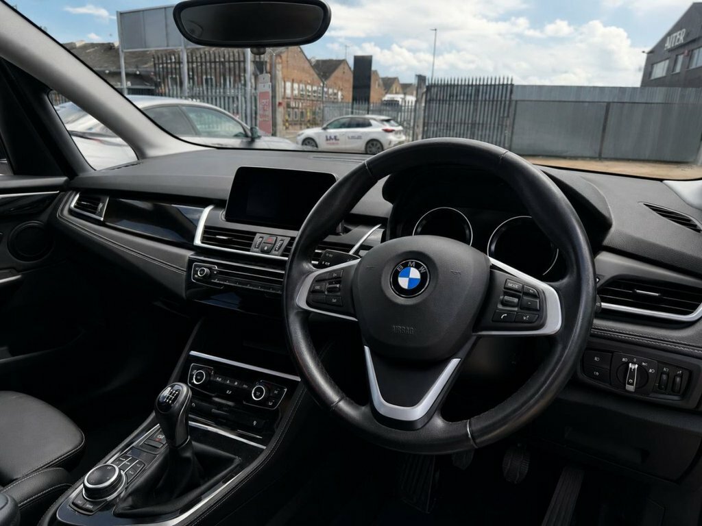 BMW 2 Series Active Tourer 2L Sport White #3