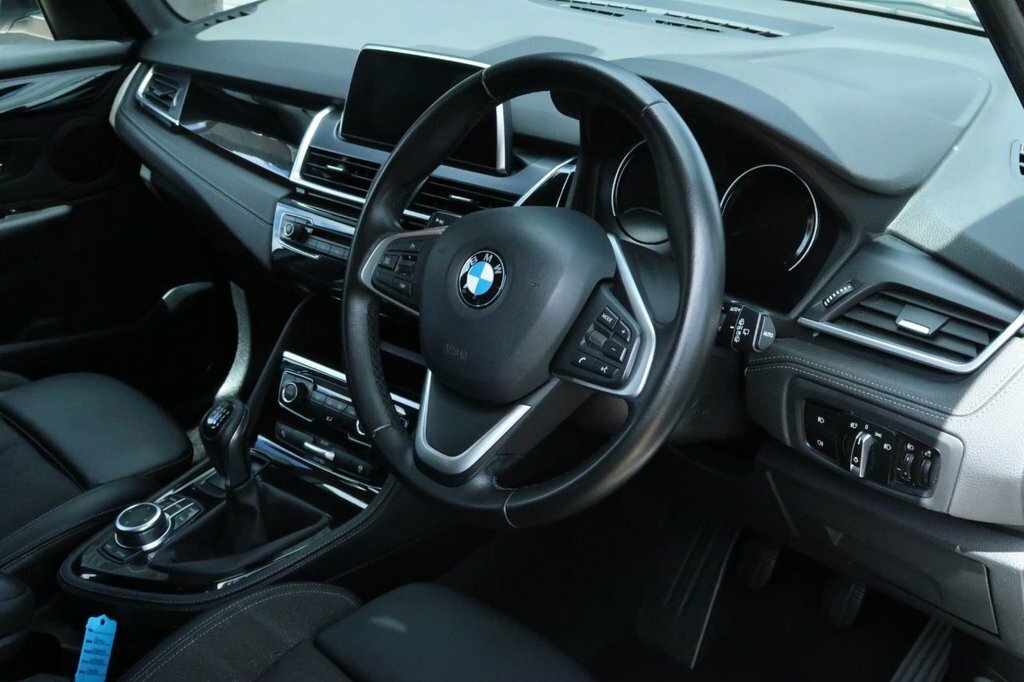 BMW 2 Series Active Tourer 2L Sport White #3