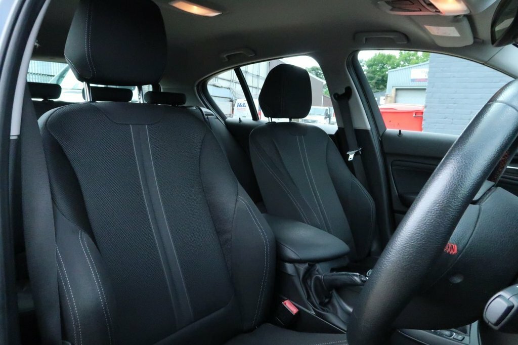 BMW 1 Series 1.5L Sport Grey #4