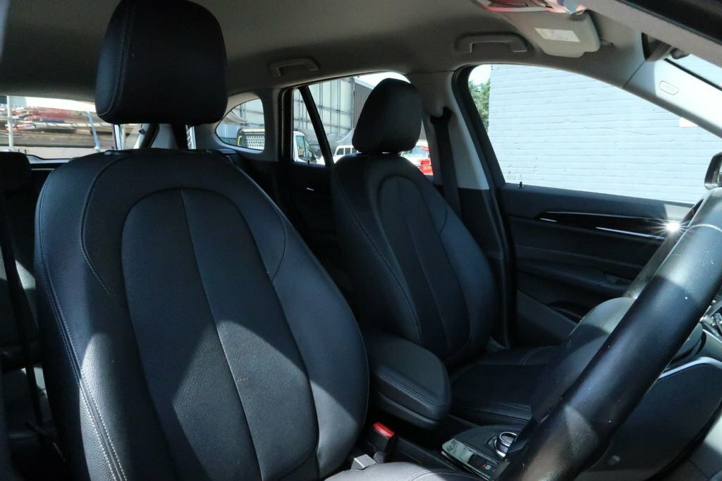 BMW X1 2L Xline Black #4