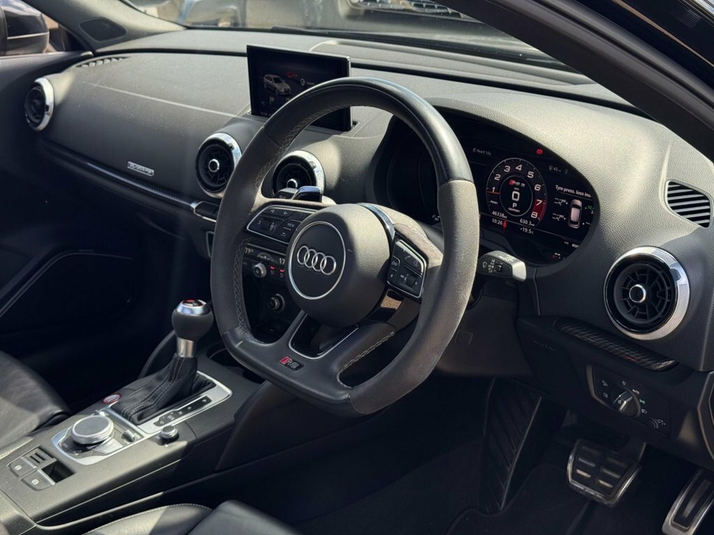 Audi RS3 2.5L Audi Sport Edition Black #3