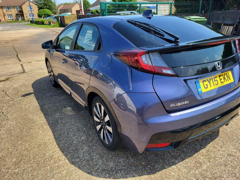 Honda Civic 1.8 I-vtec Se Plus Navi 5-Door Silver #4