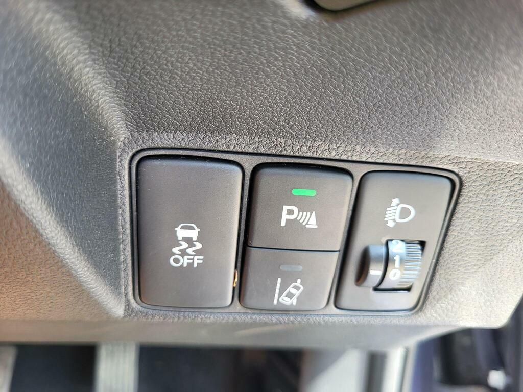 Honda Civic 1.8 I-vtec Se Plus Navi 5-Door Silver #21
