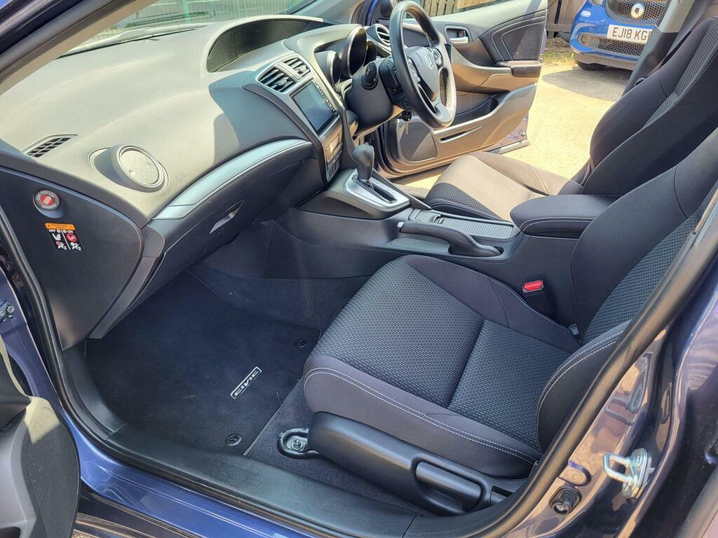 Honda Civic 1.8 I-vtec Se Plus Navi 5-Door Silver #13