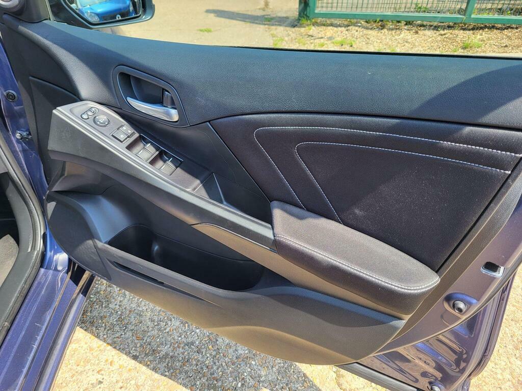 Honda Civic 1.8 I-vtec Se Plus Navi 5-Door Silver #19