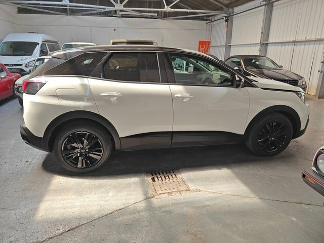 Peugeot 3008 Manual White #4